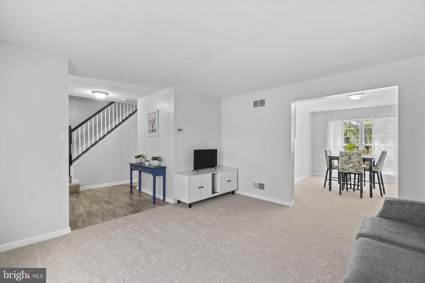 571 Rich Mar Street photo 6