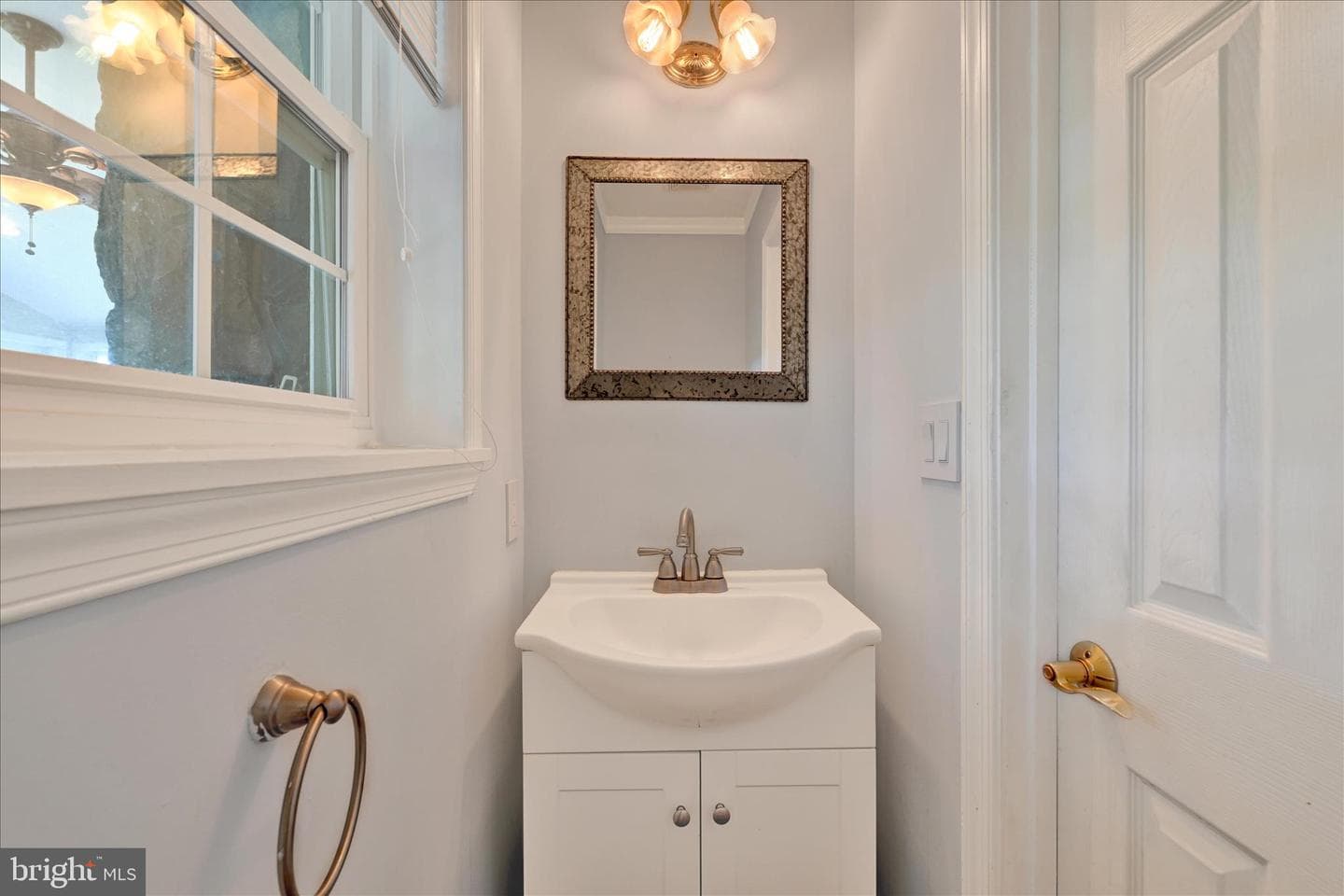 24 Landau Drive photo 32