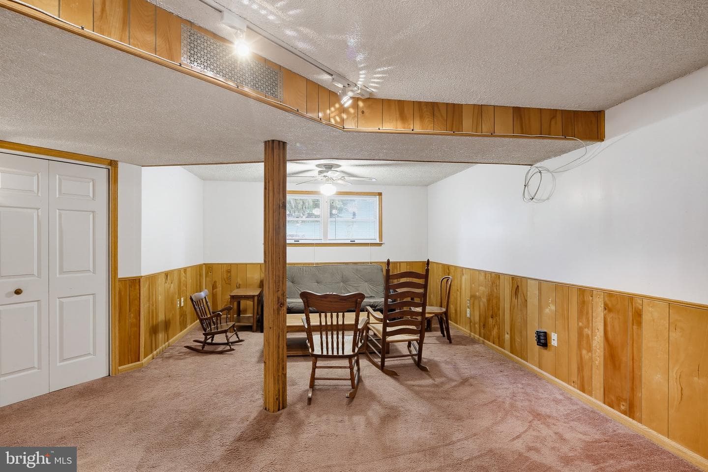 1488 Algonquin Court photo 22