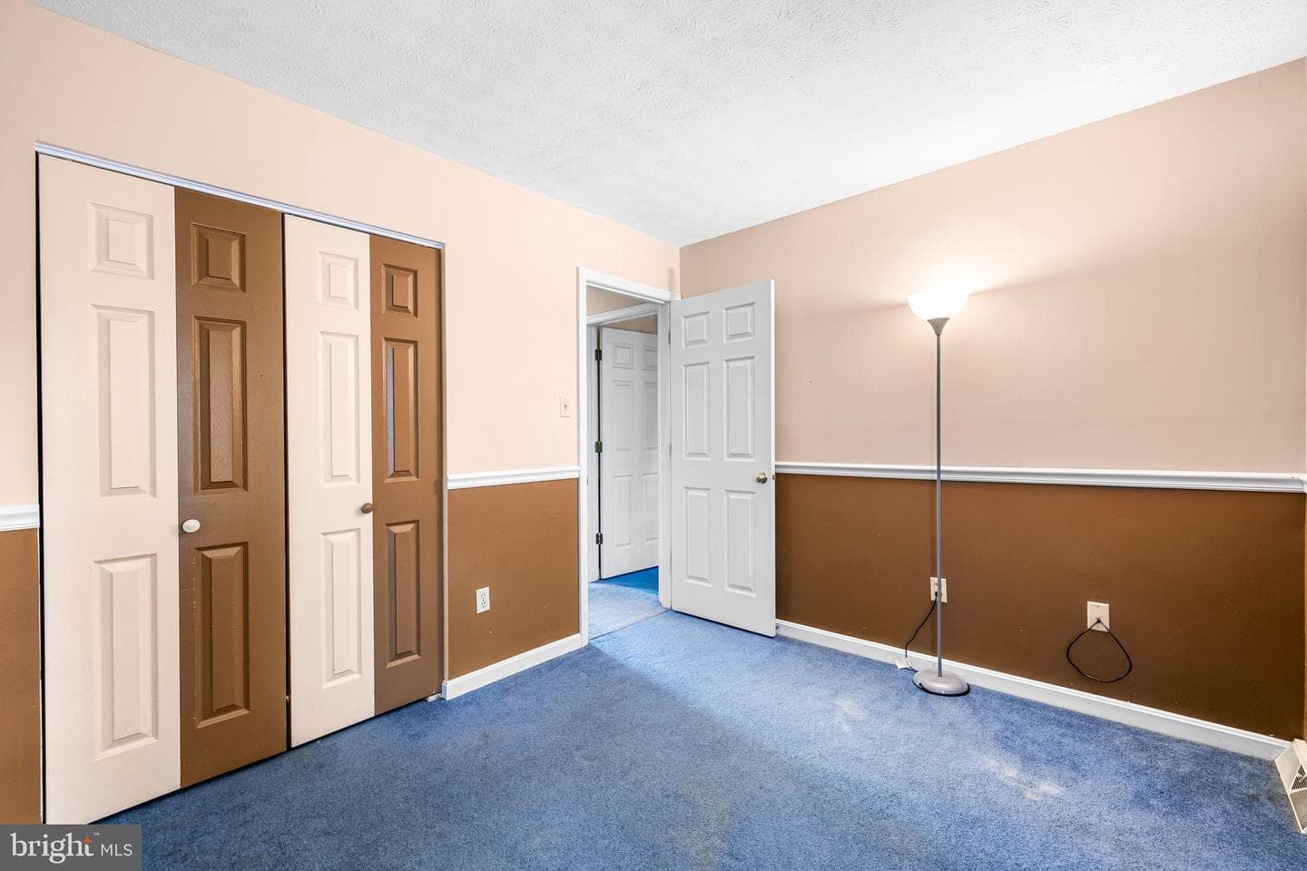 942 Gaming Square photo 15