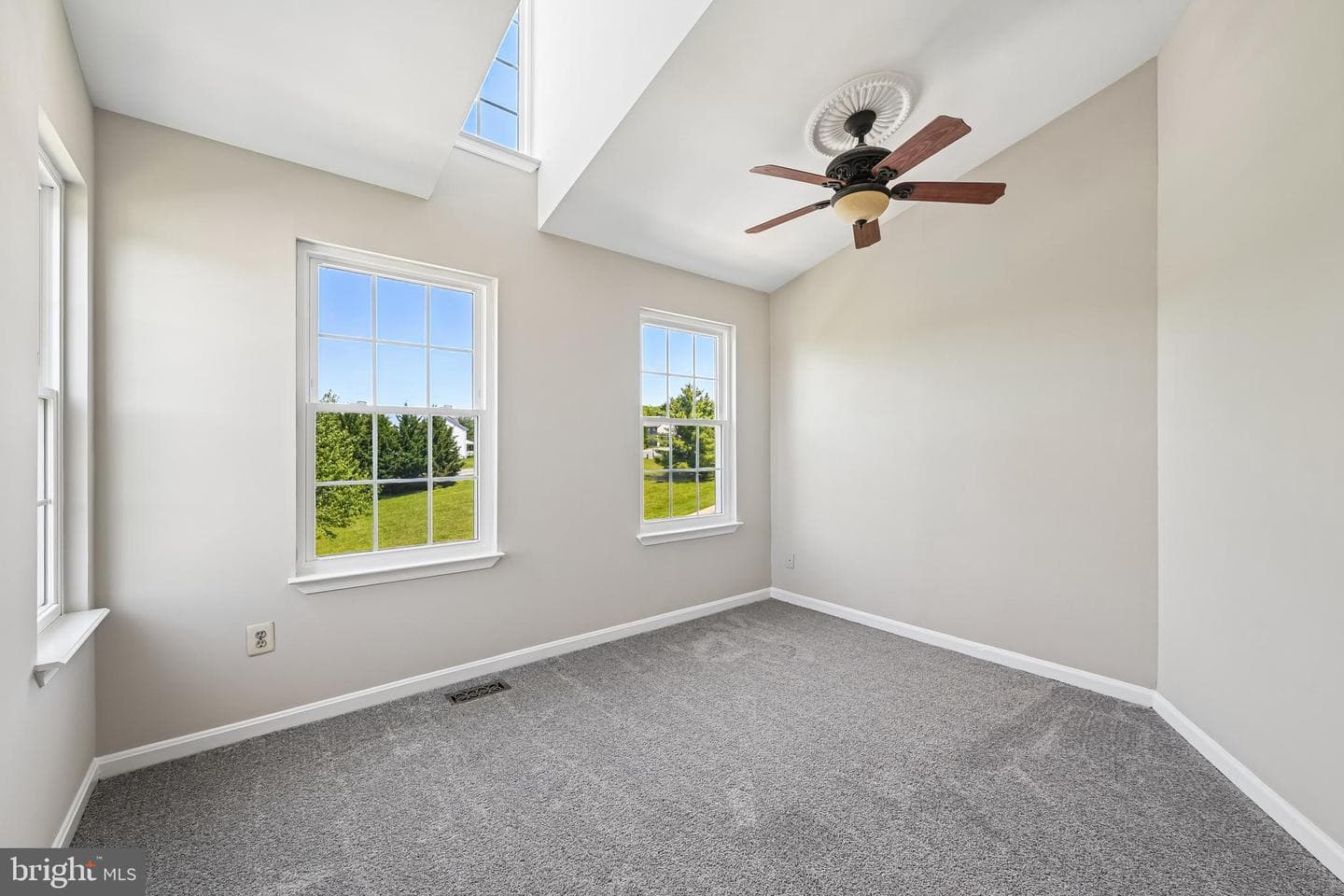 63 Sable Court photo 26