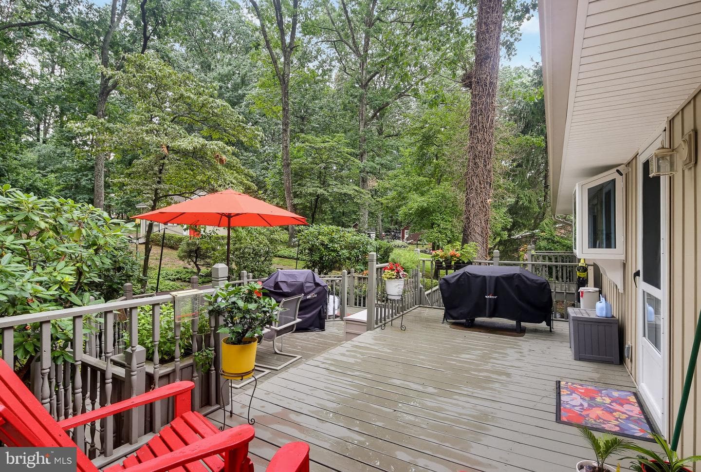 605 East Court photo 34