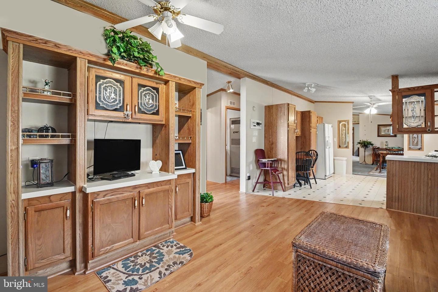 121 Lassiter Circle photo 5