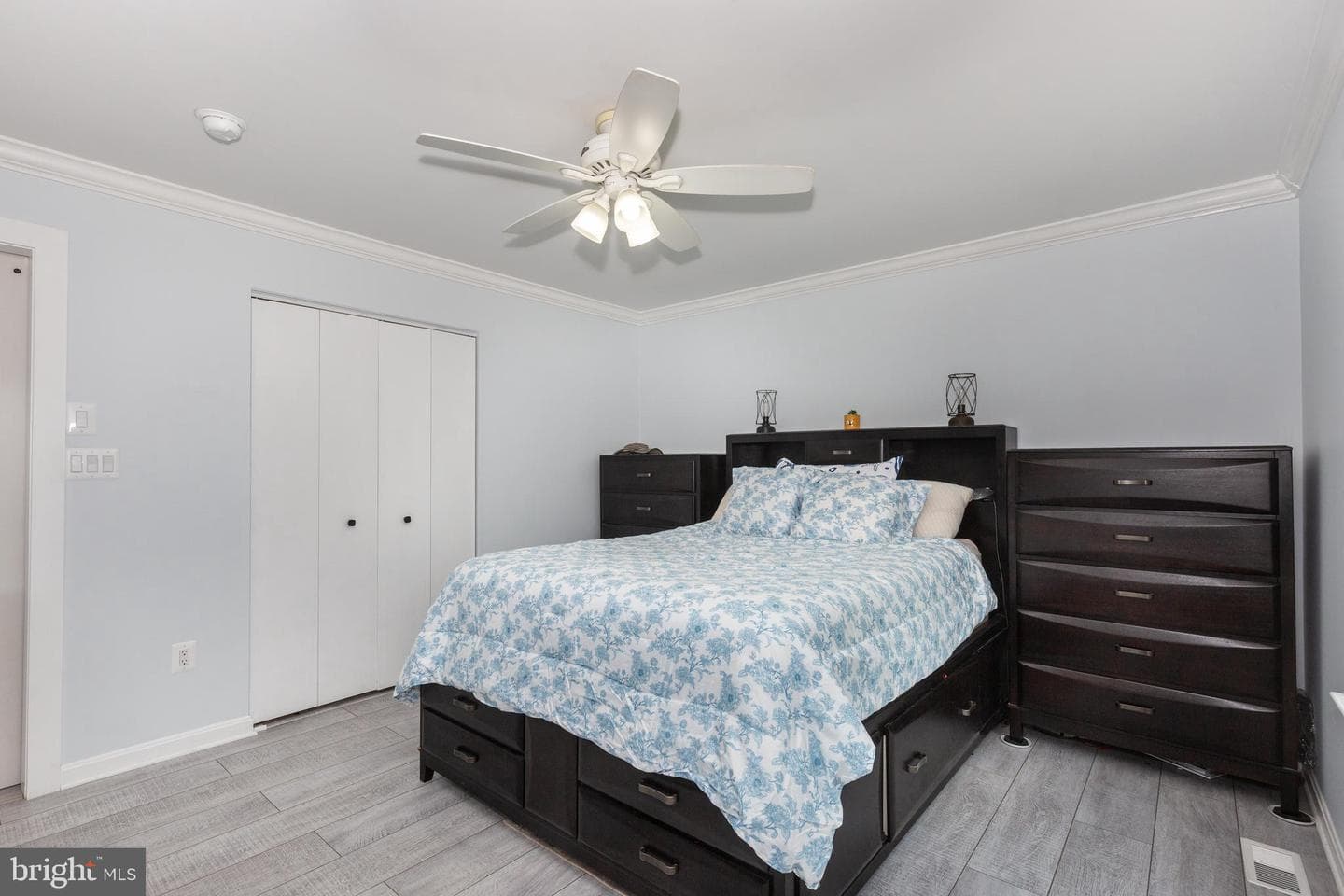 213 Roth Avenue photo 19