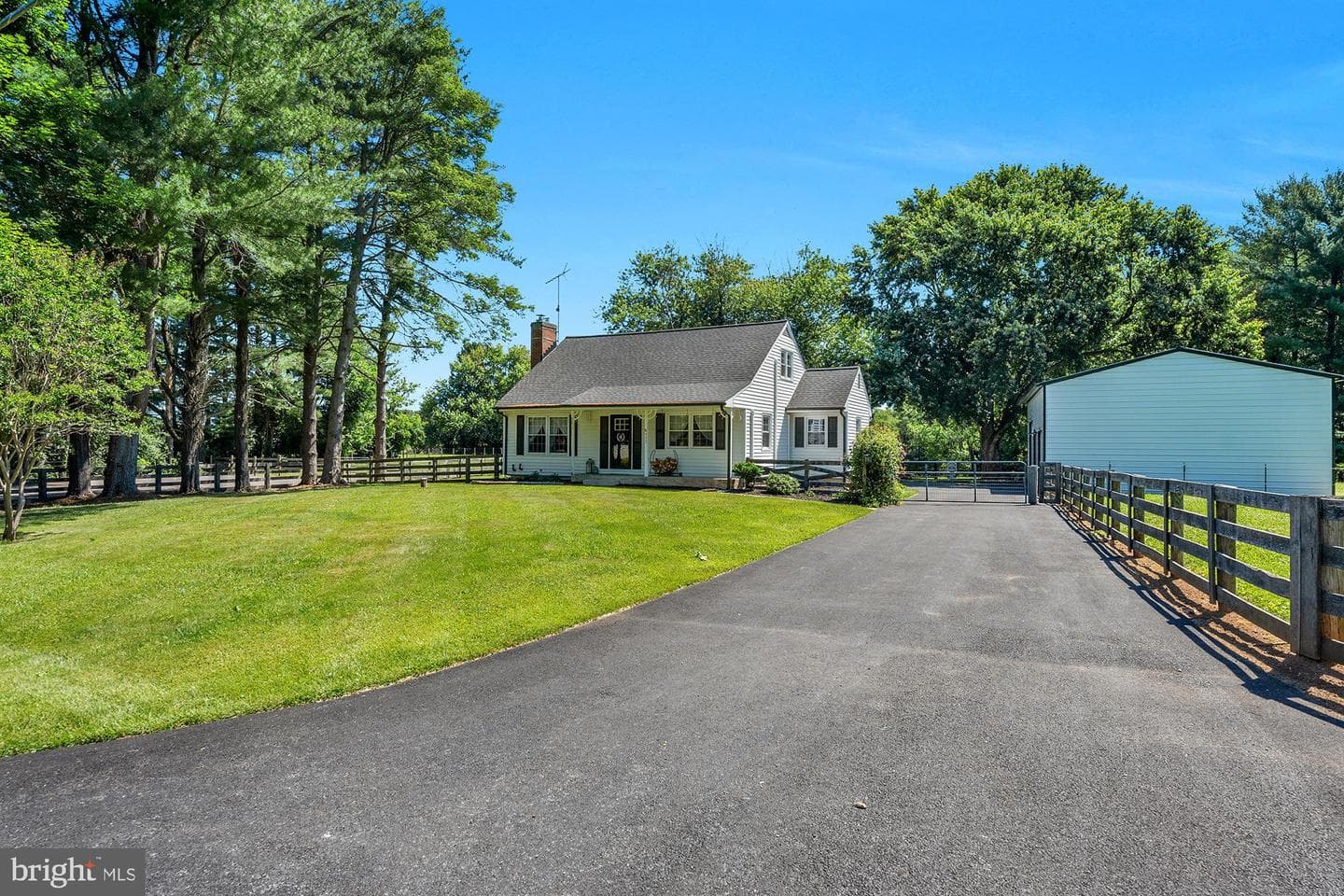 932 Bear Branch Road photo 3