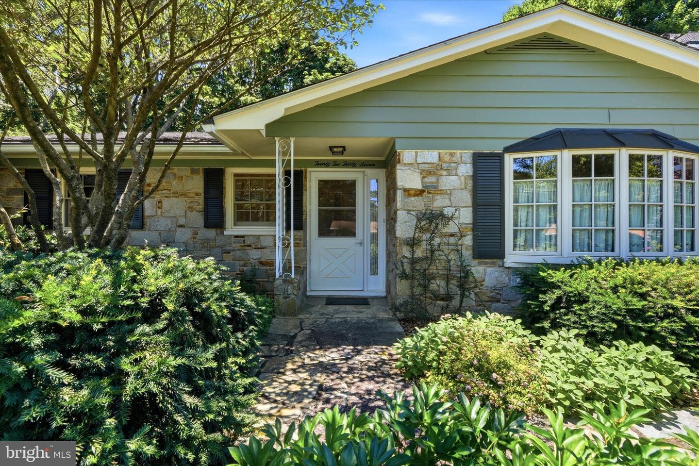 2237 Sams Creek Road photo 2