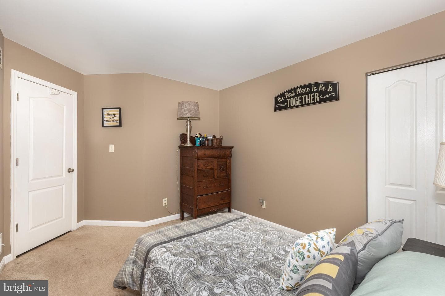 112 Baumgardner Avenue photo 25