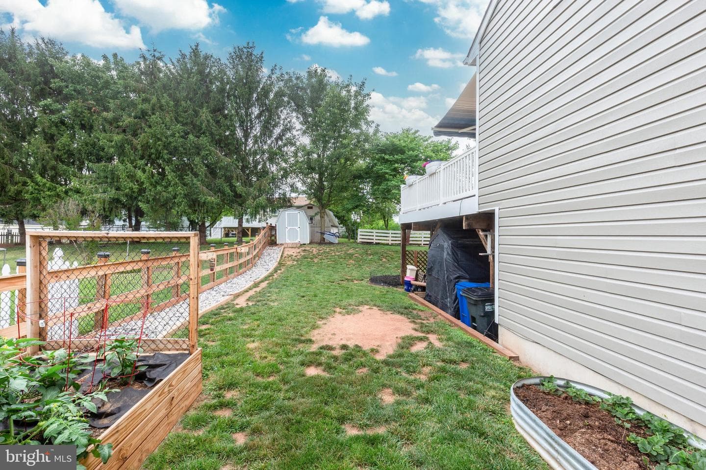 112 Baumgardner Avenue photo 37