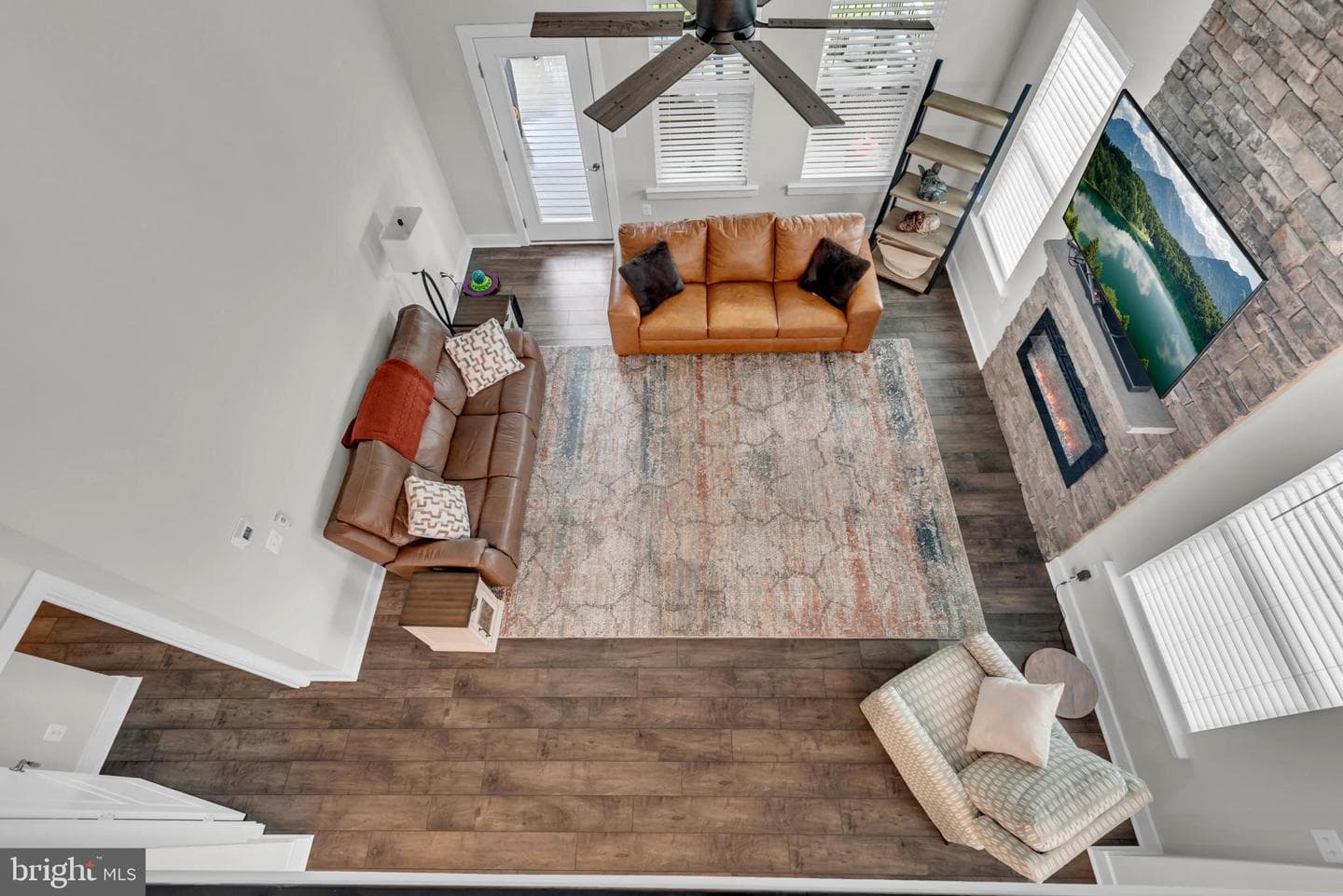 2820 Town View Circle photo 26