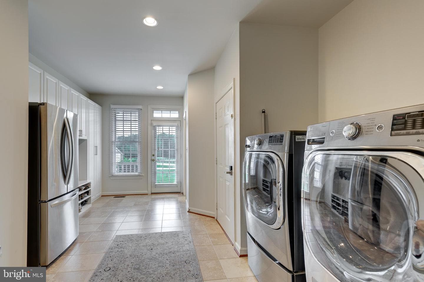 6050 Moore Drive photo 28