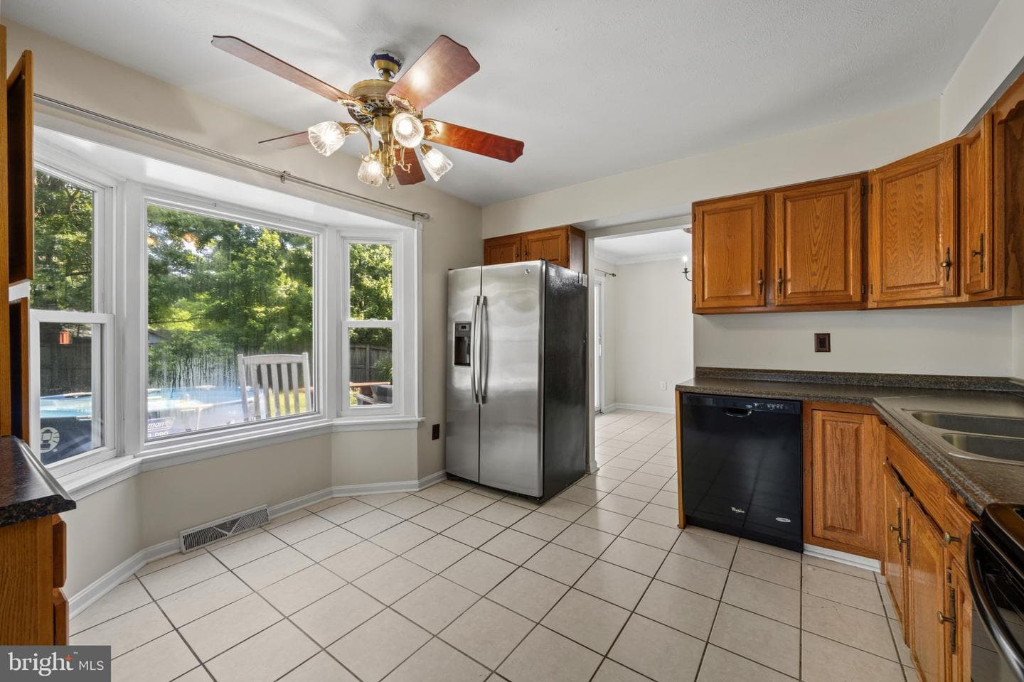 785 Woodsman Circle photo 17