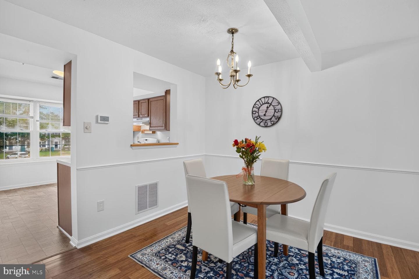 6342 Jacobs photo 7
