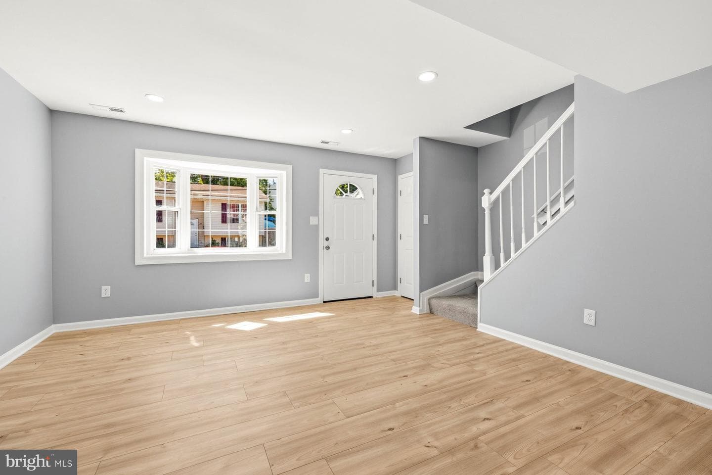 176 S Court Street photo 6