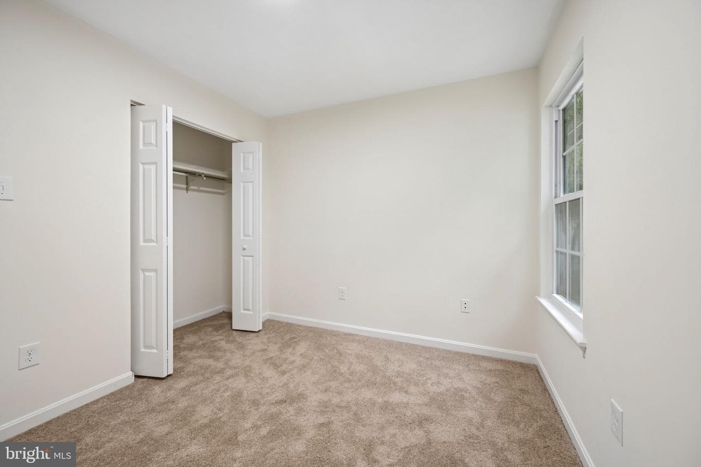 440 Silver Court photo 23