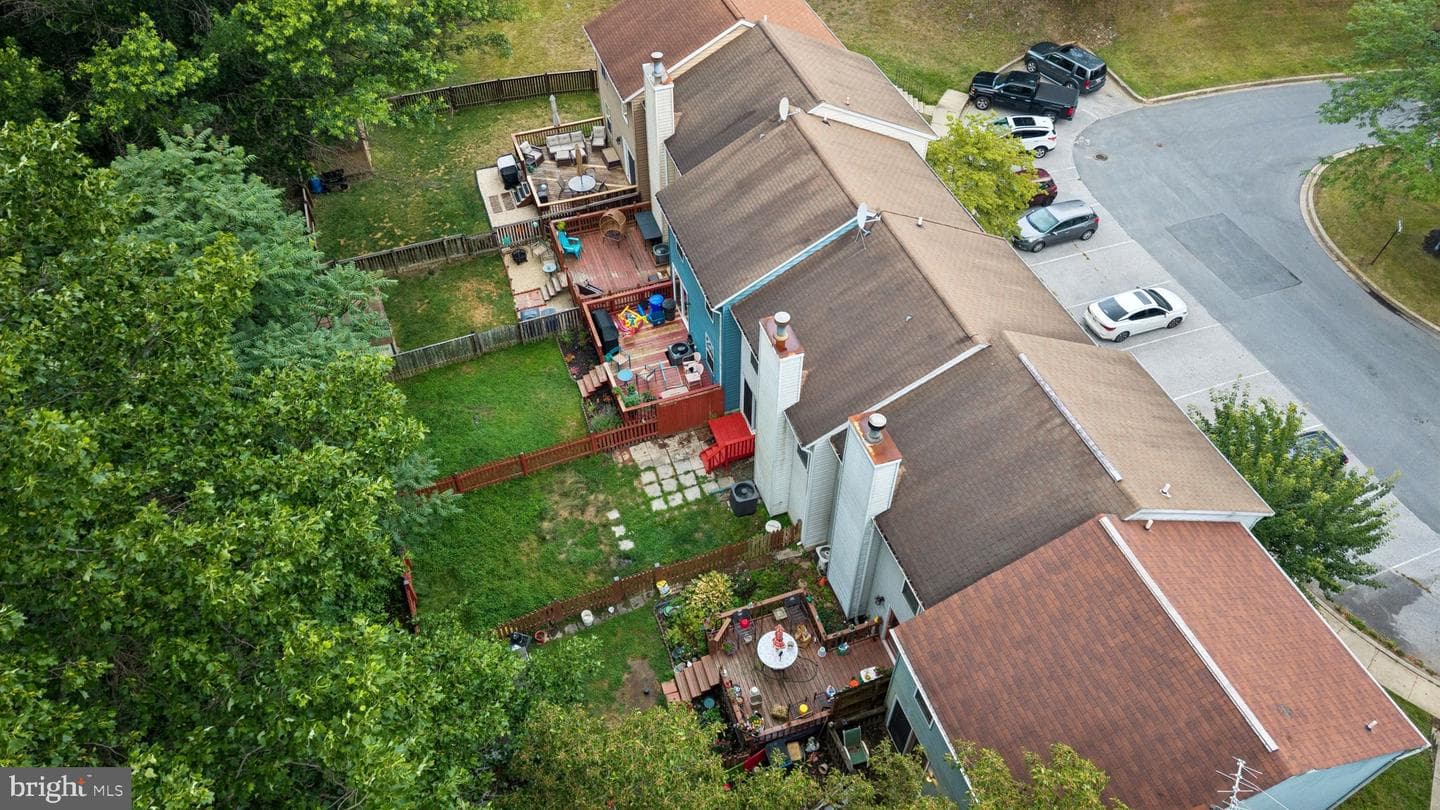 440 Silver Court photo 33
