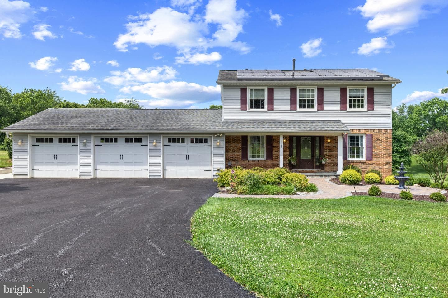 330 Kingston Circle photo 1