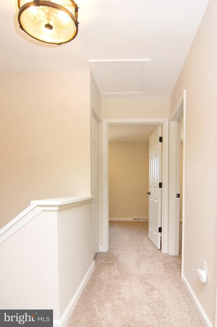 647 Windsor Drive photo 25