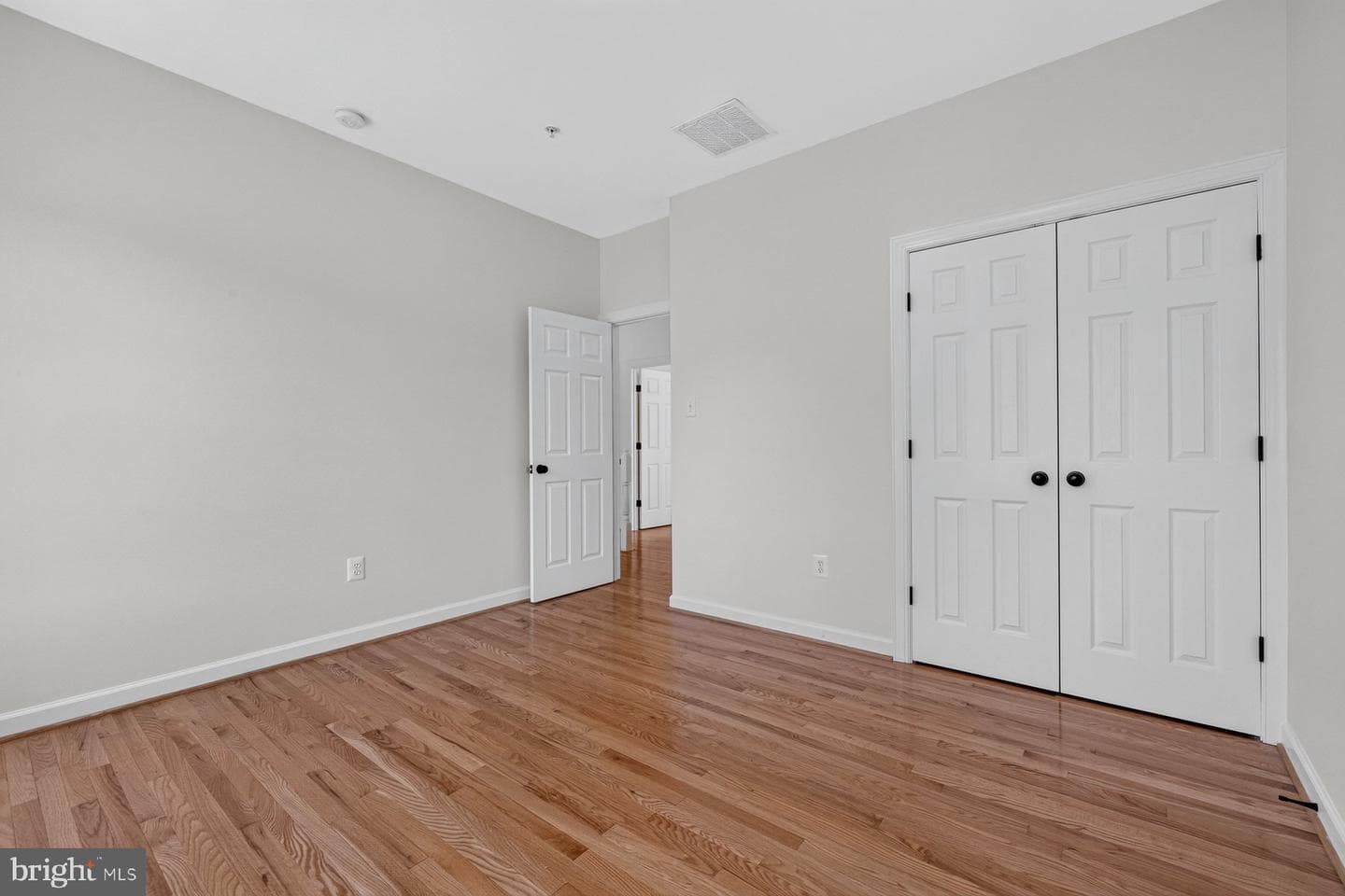 5891 Woodbine Road photo 25