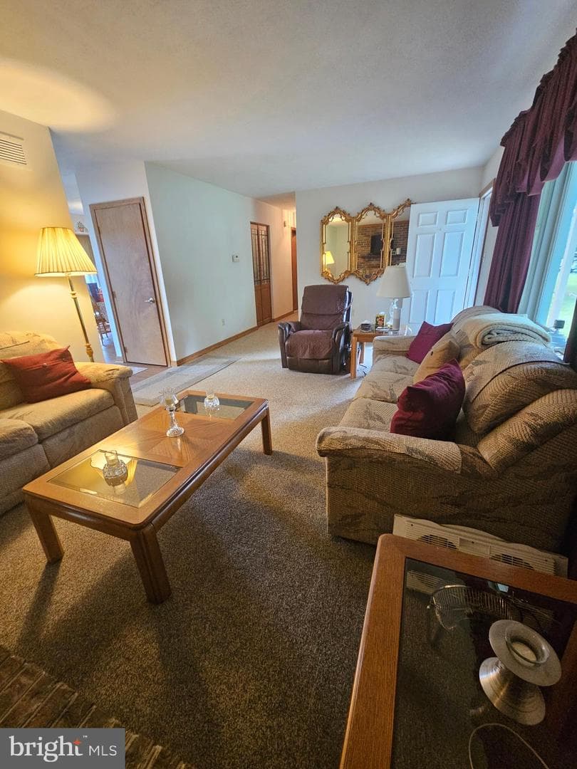 1497 Algonquin Court photo 33