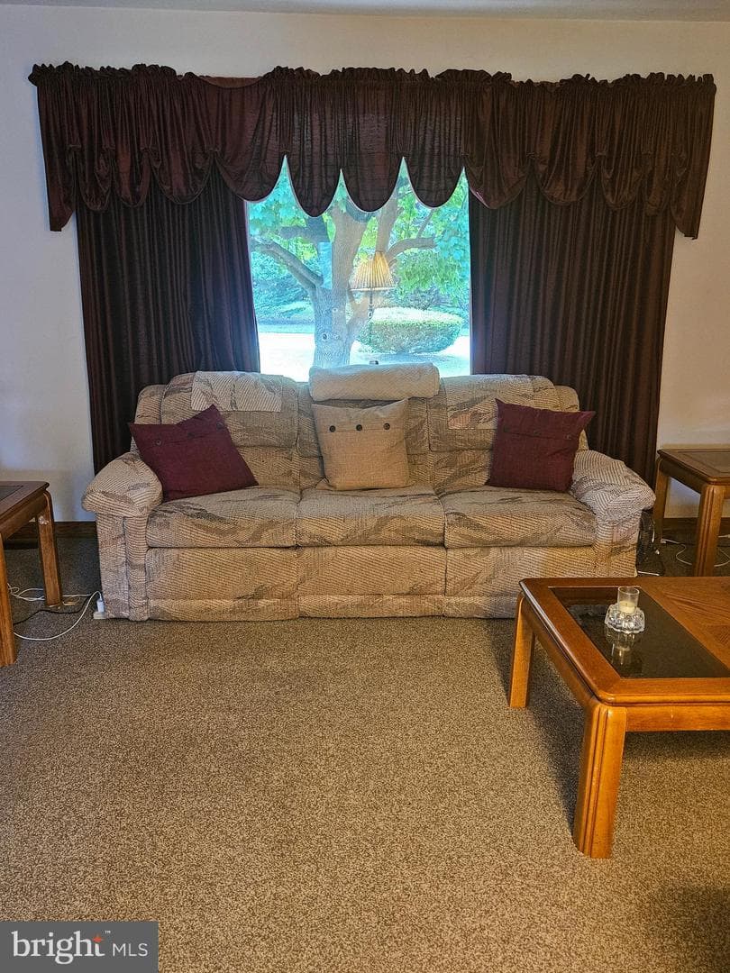1497 Algonquin Court photo 6