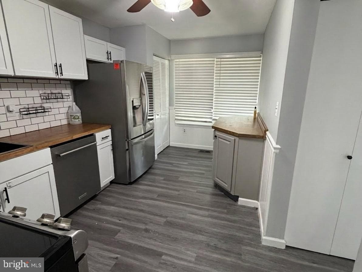 679 Johahn Drive photo 5
