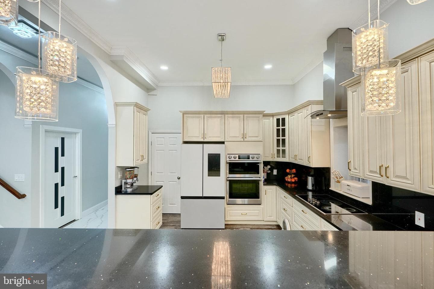 5021 Harney Road photo 23