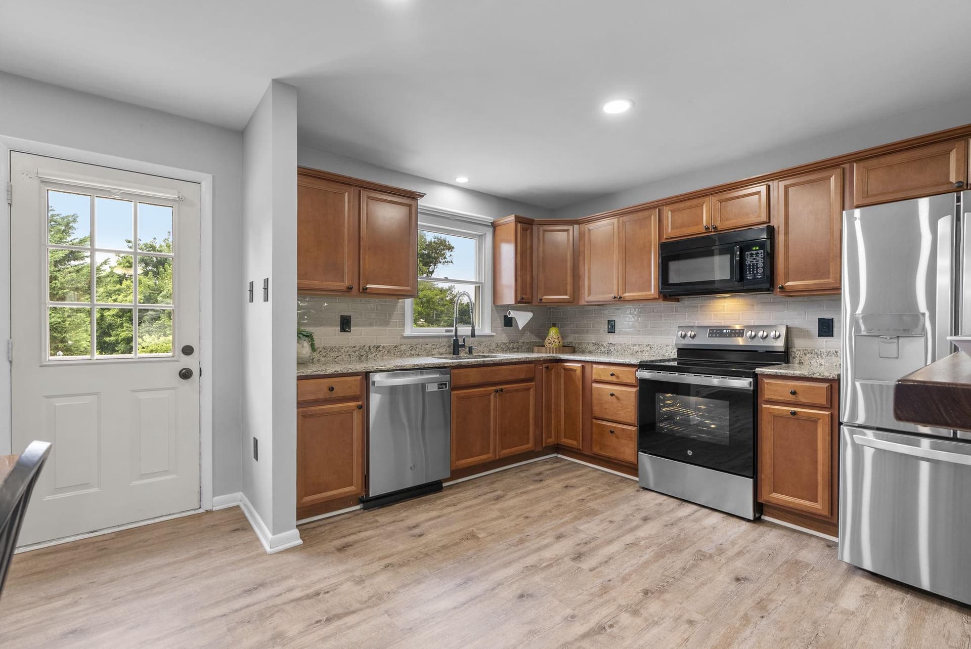 2908 Michelle Road photo 12