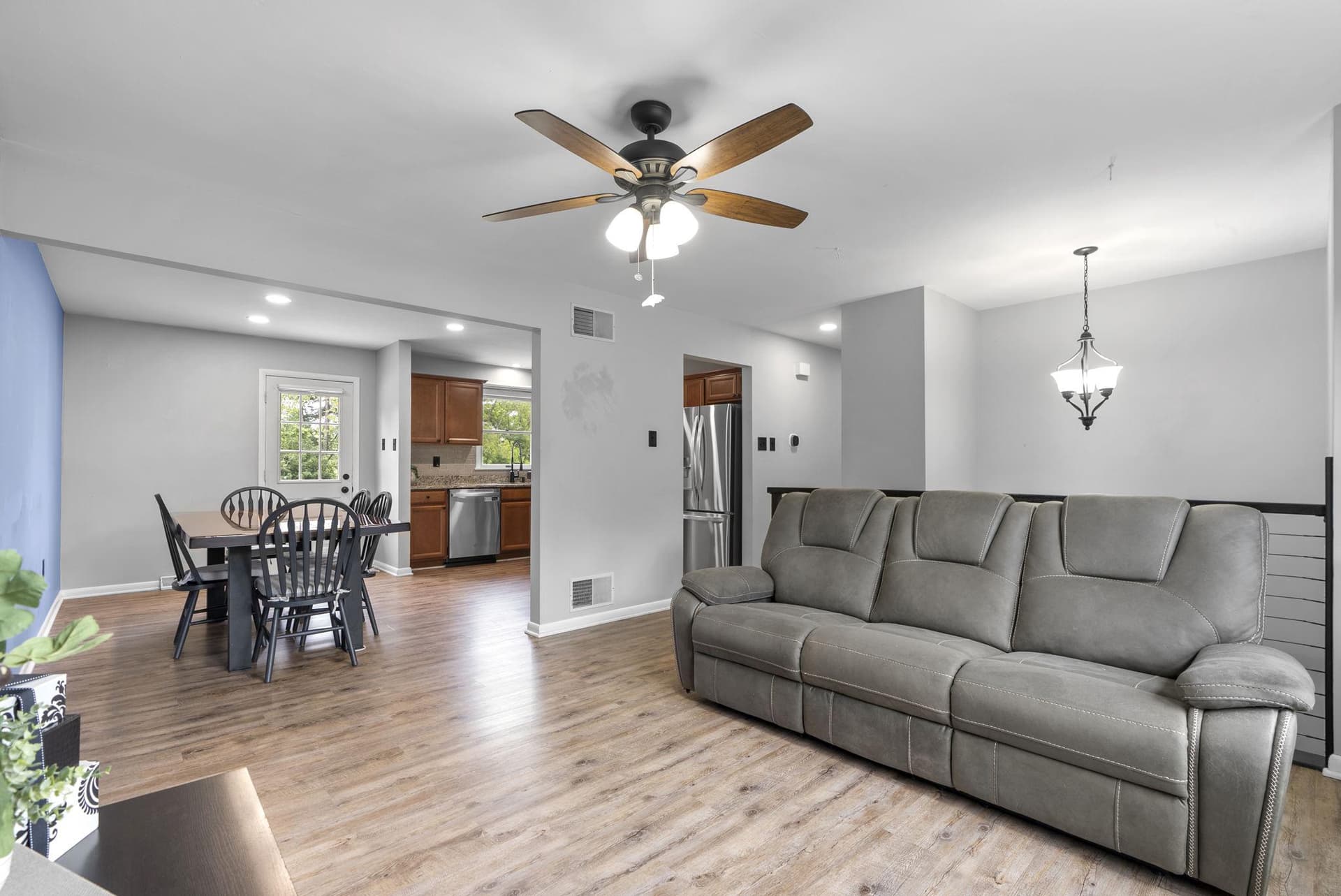 2908 Michelle Road photo 8