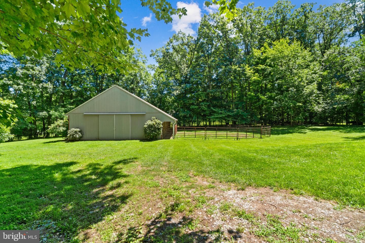 2597 Braddock Road photo 28