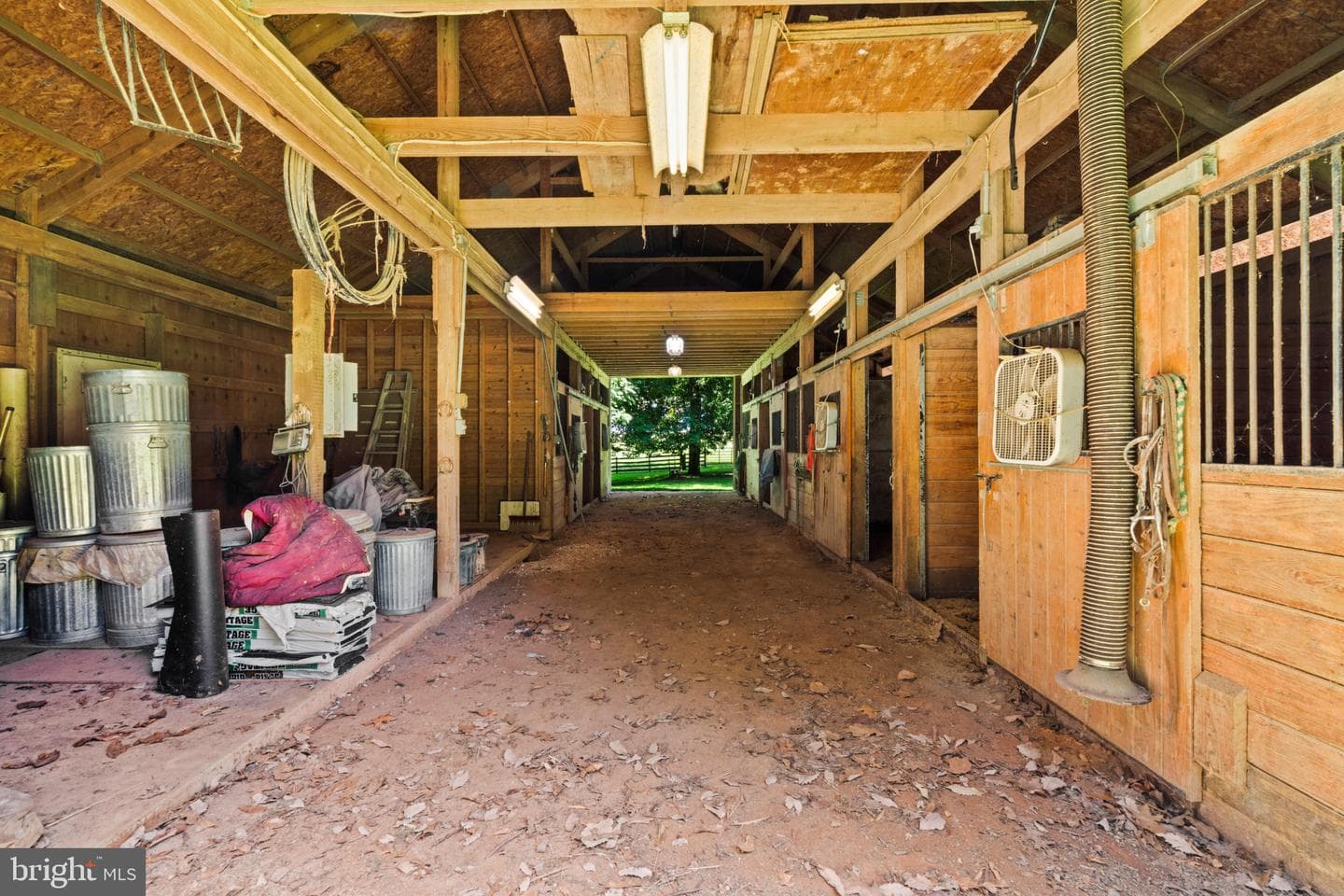 2597 Braddock Road photo 30