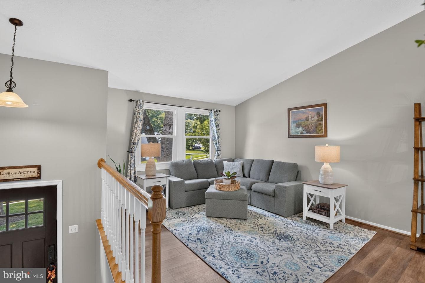 1686 Gemini Drive photo 3