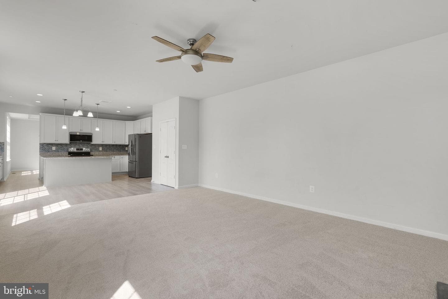103 Wildflower Street photo 17