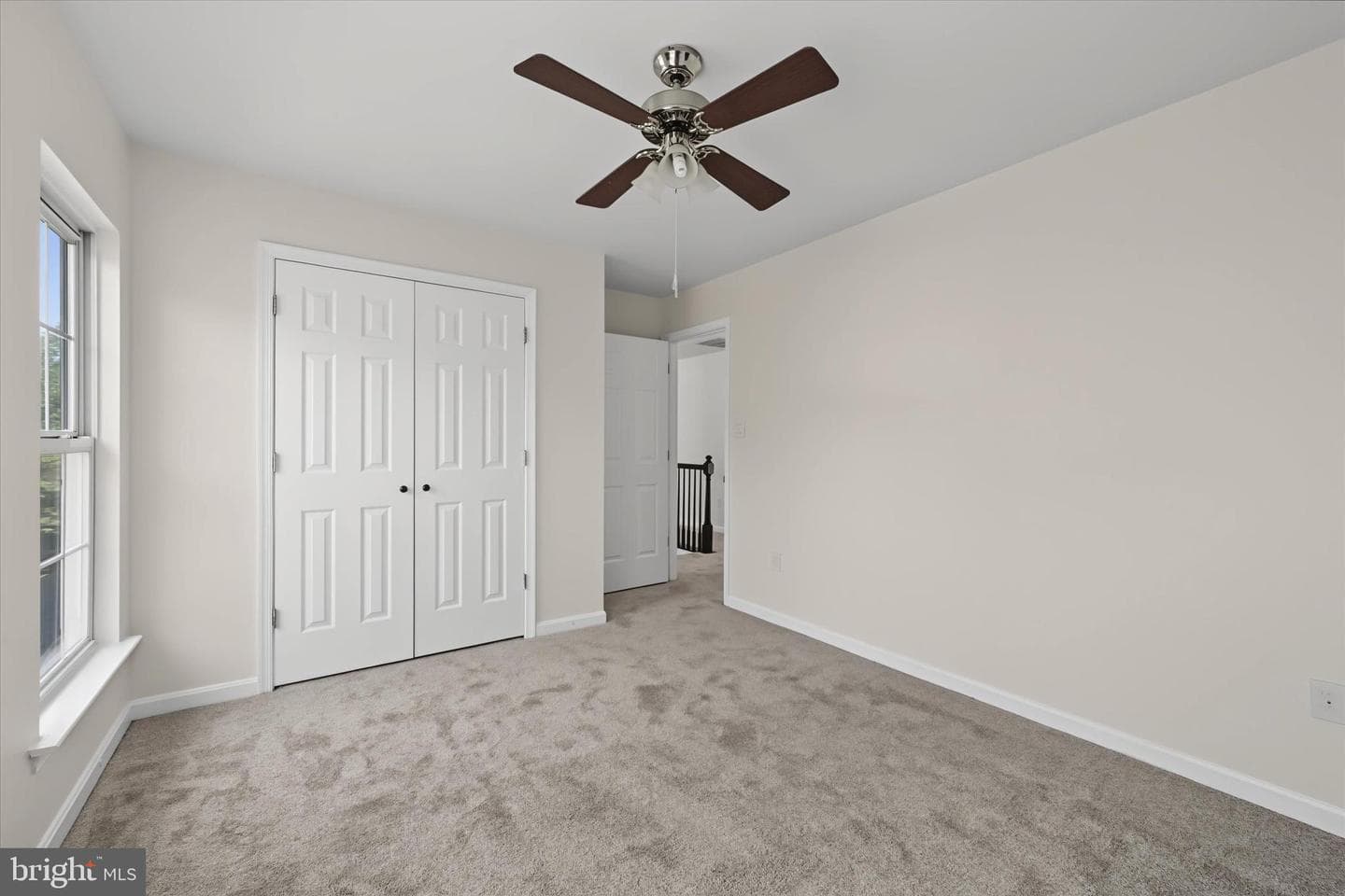 812 Caren Drive photo 20