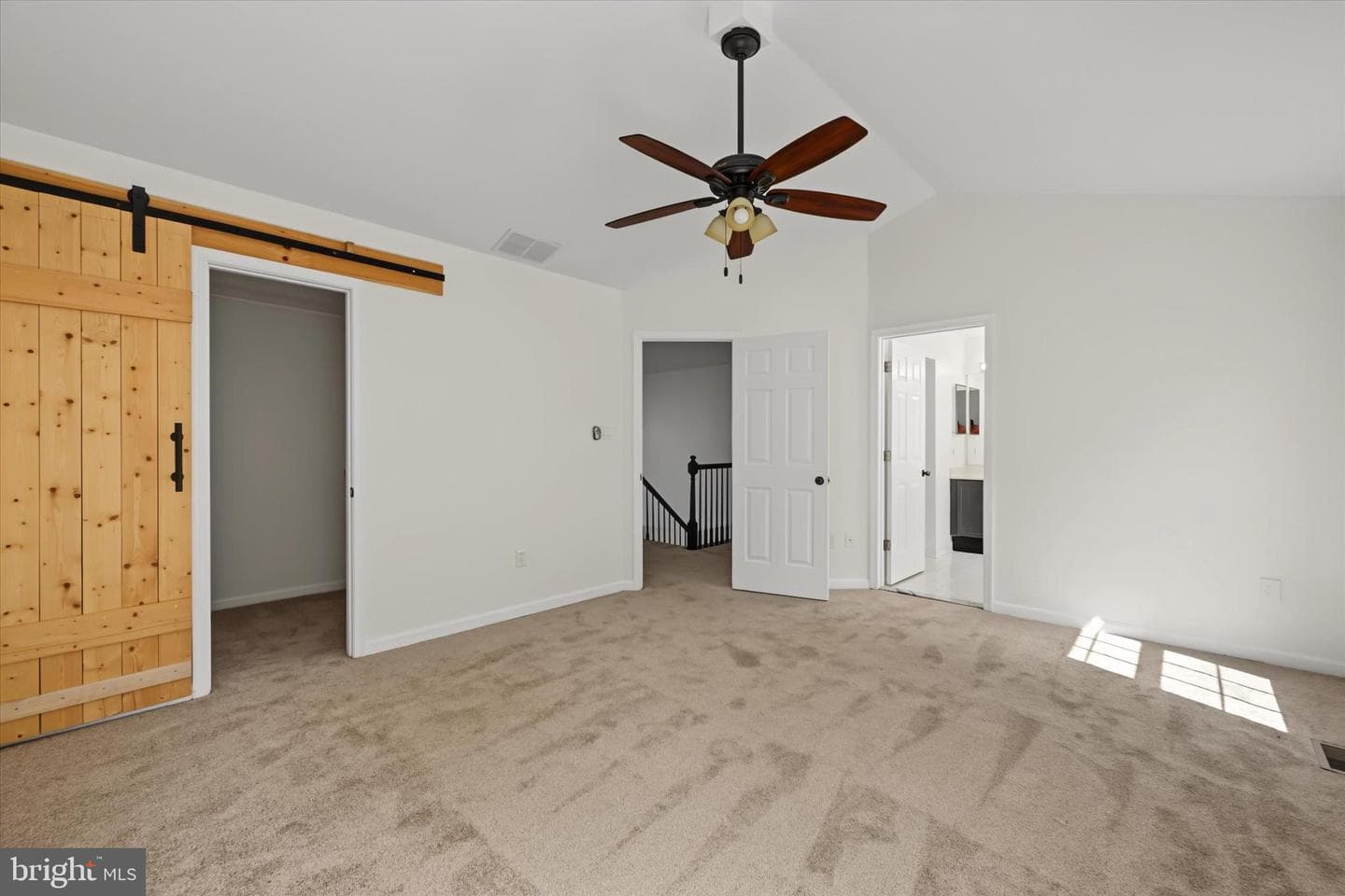 812 Caren Drive photo 22