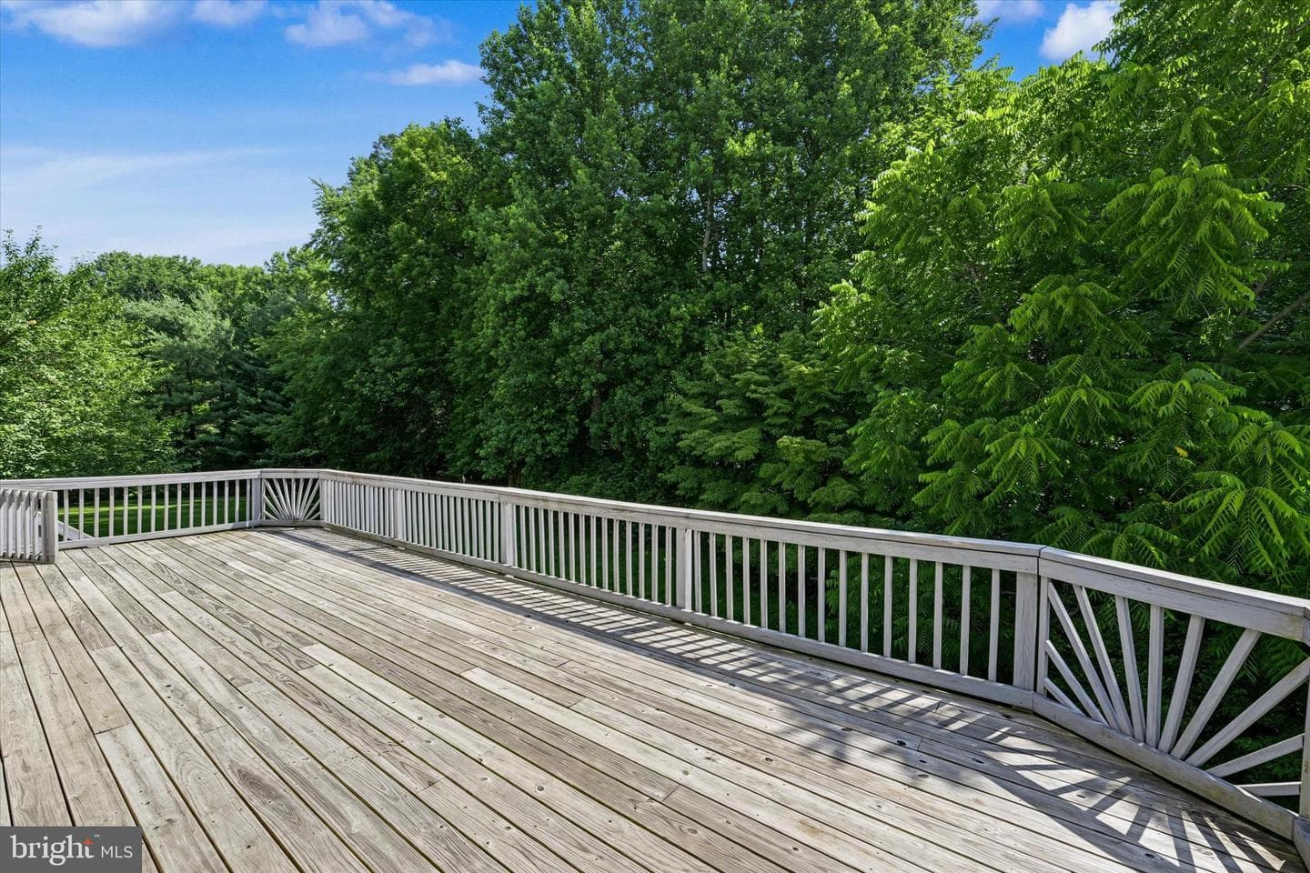 812 Caren Drive photo 32