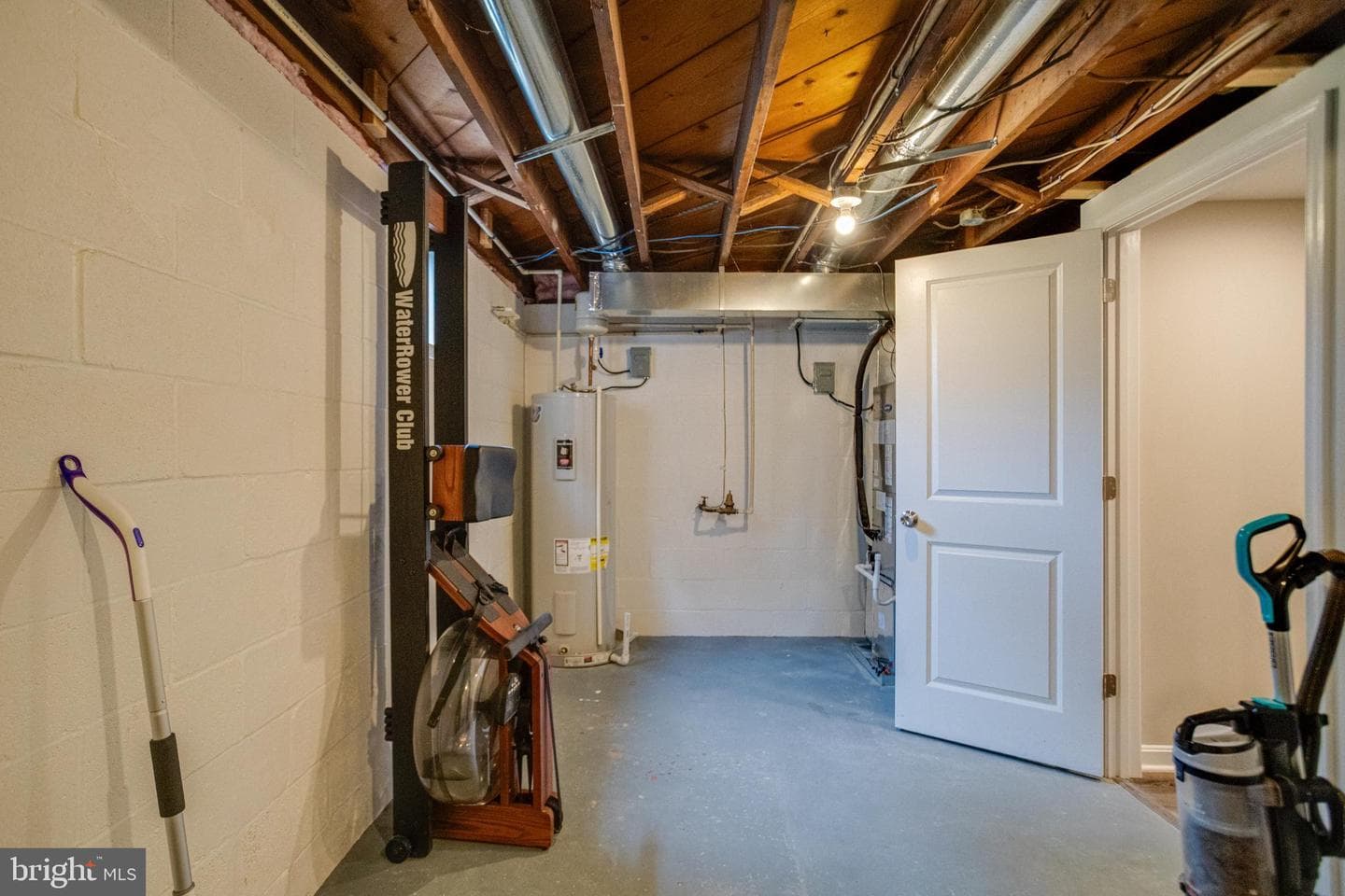 2552 Arthur Avenue photo 48