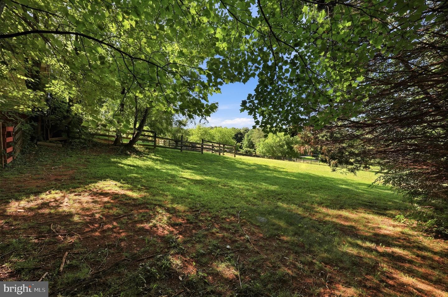 1812 W Liberty Road photo 49