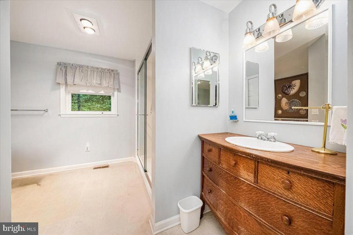 790 Redskin Drive photo 25