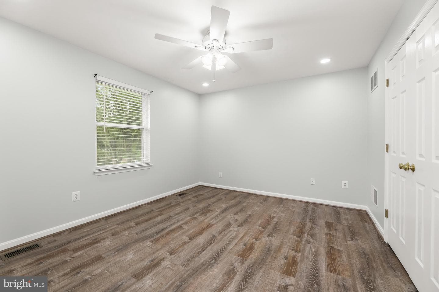 7002 Bristol Place photo 29