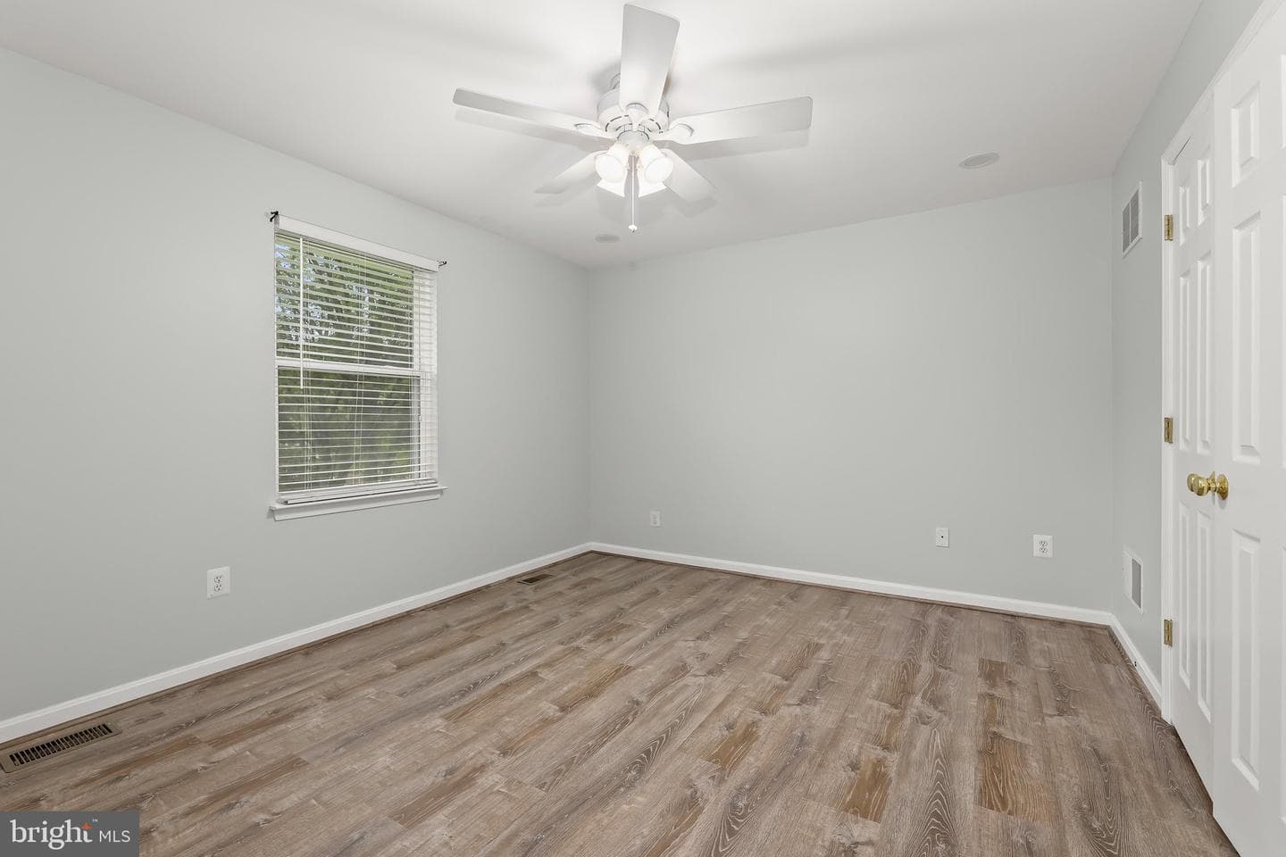 7002 Bristol Place photo 32