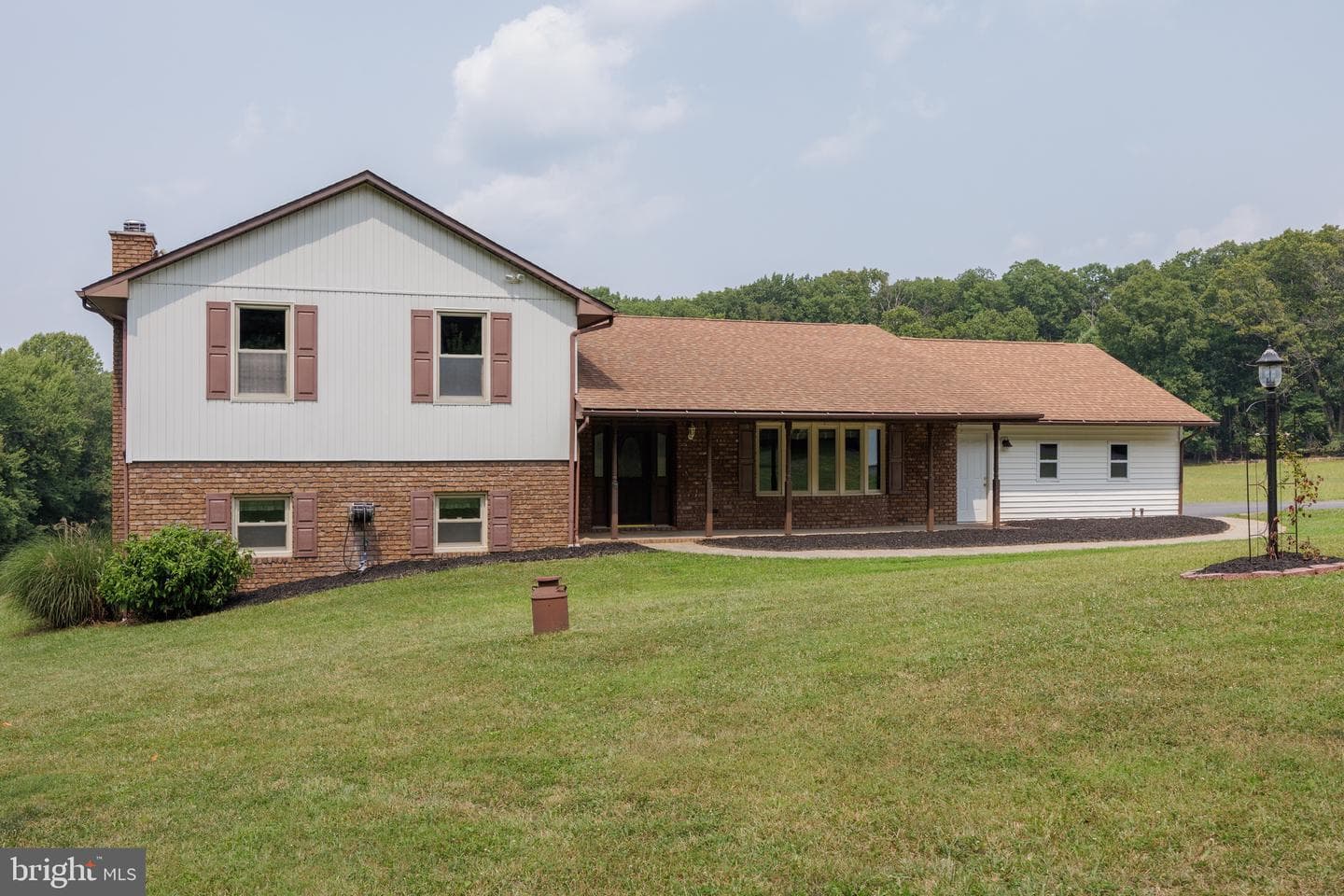 1951 Albert Rill Road photo 3