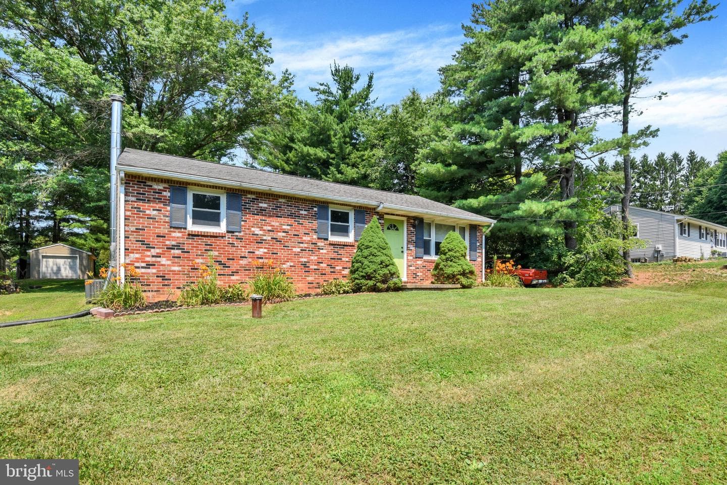 2504 Fairmount Road photo 3