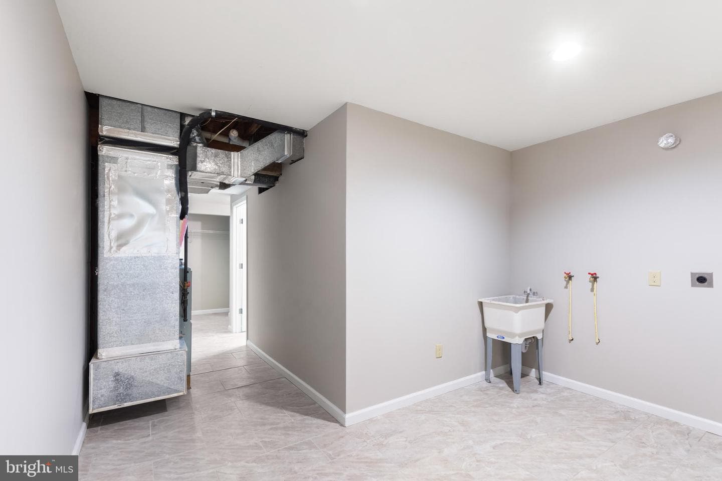 7424 Brandenburg Circle photo 34