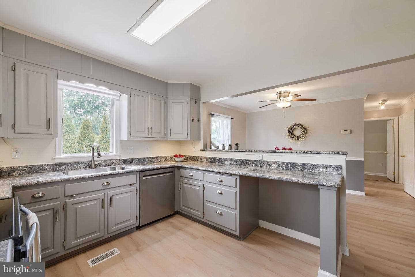 2216 Ridgemont Drive photo 8