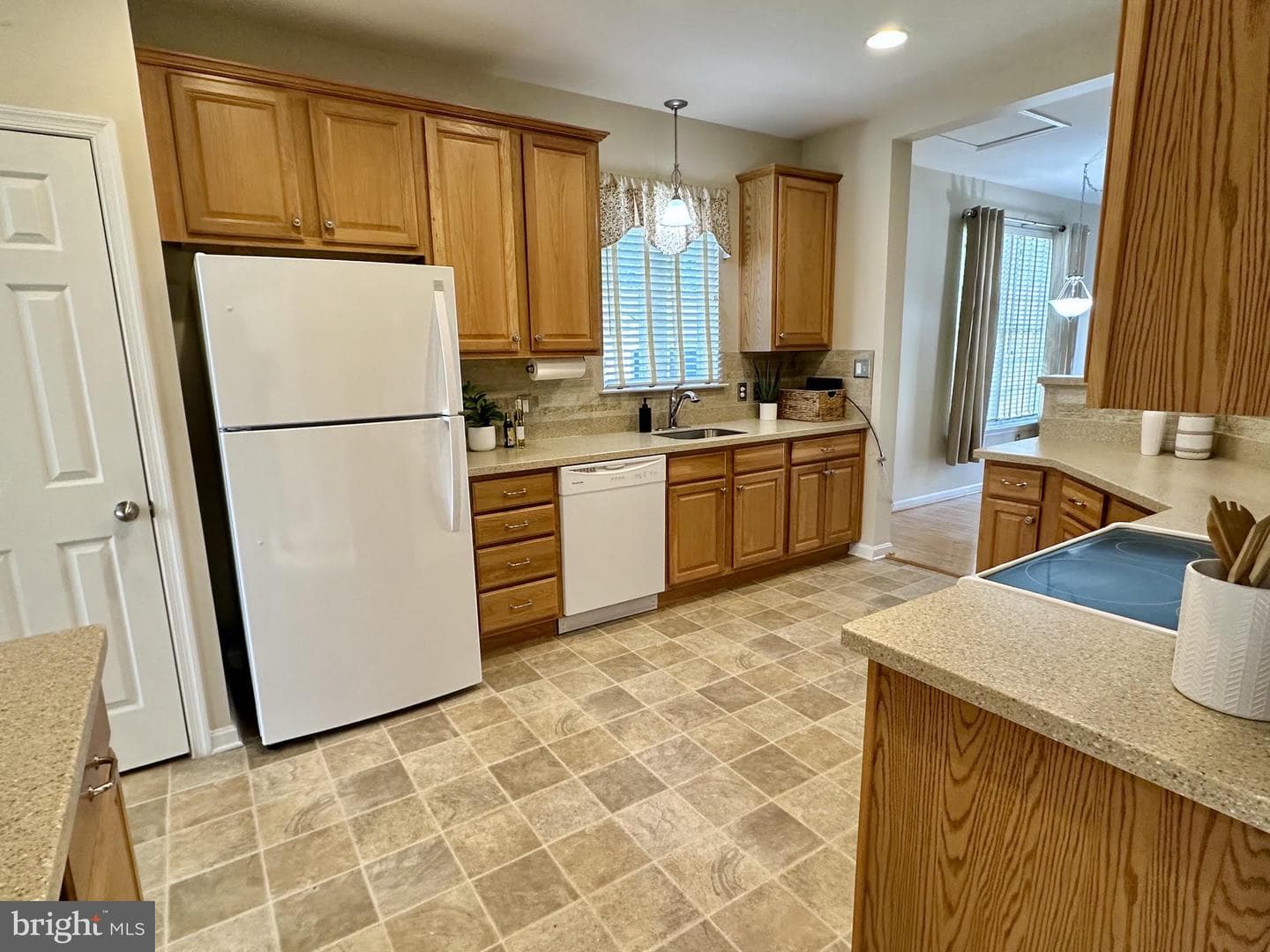 186 Greenvale Mews Drive #11 photo 17