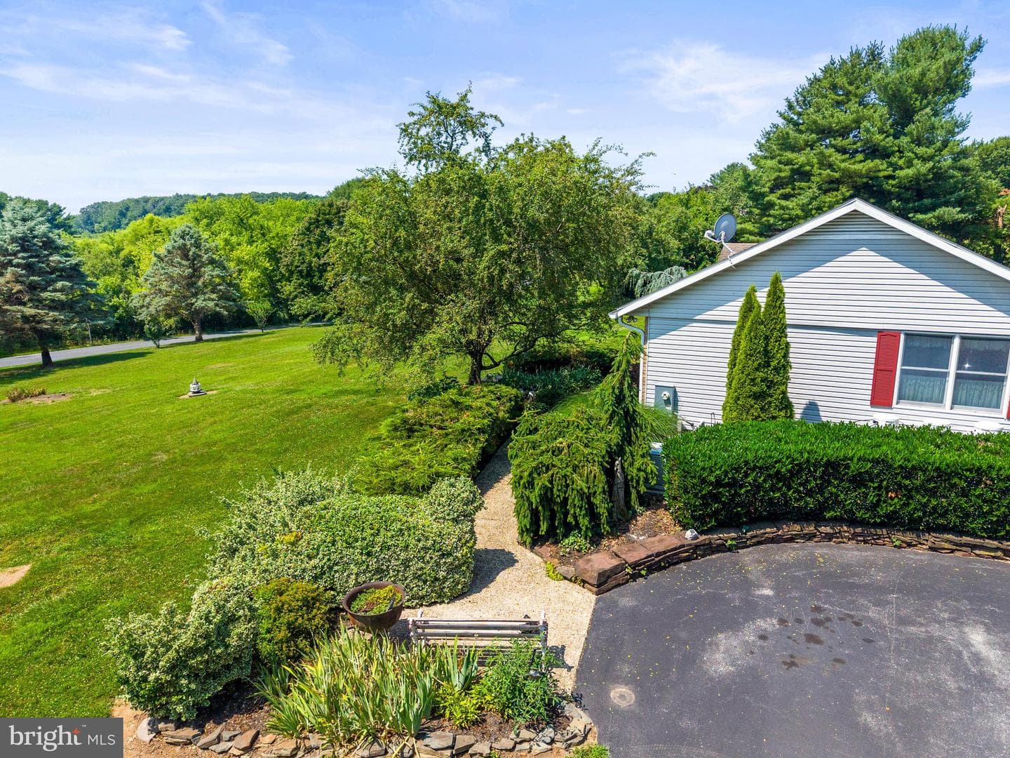 222 Barnhart Road photo 3