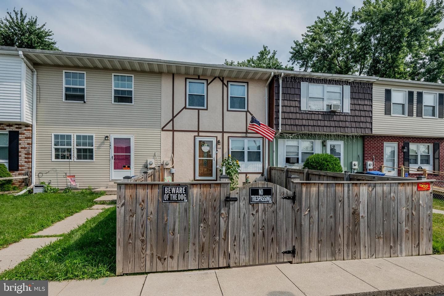 143 Grand Drive photo 21