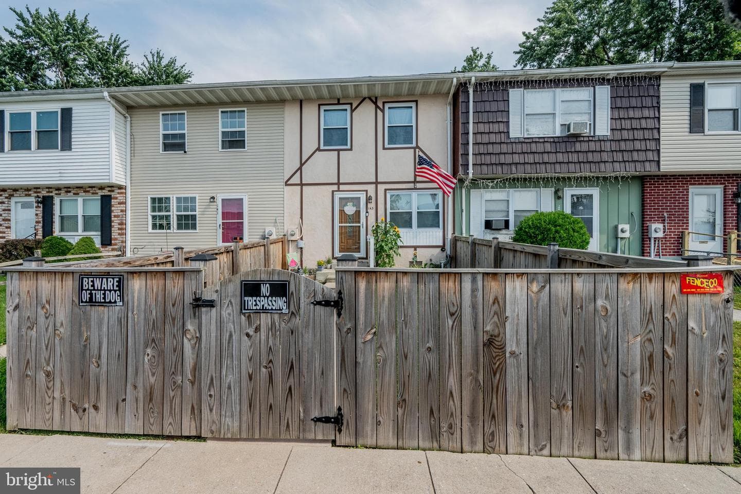 143 Grand Drive photo 23