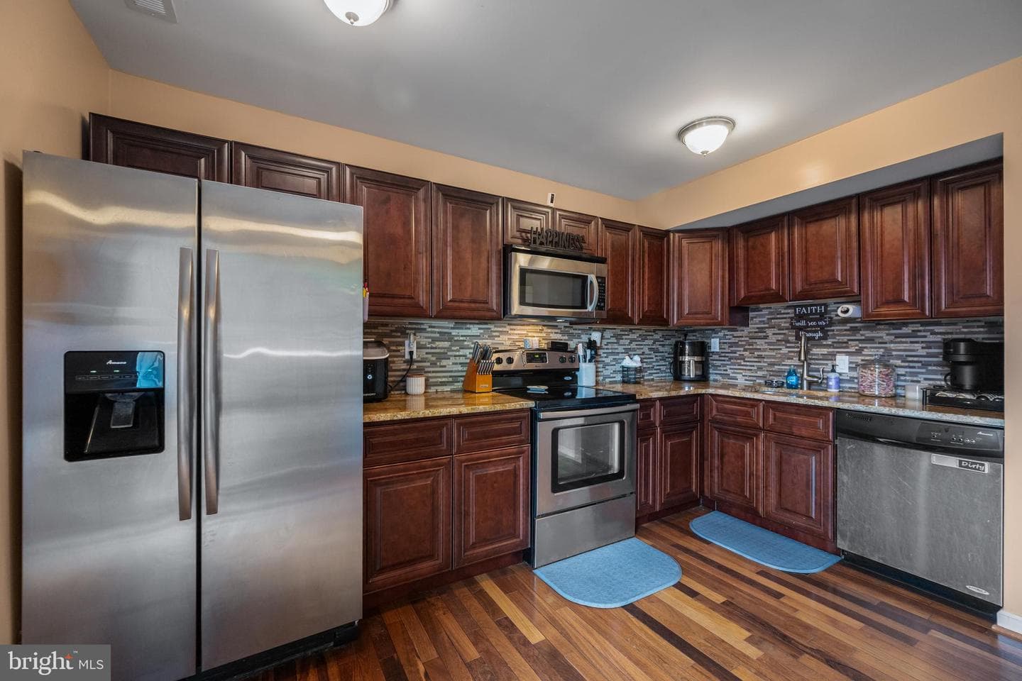 143 Grand Drive photo 9