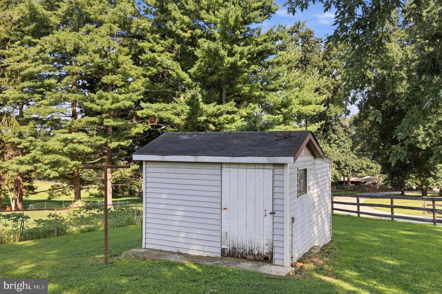 608 Oak Tree Road photo 14